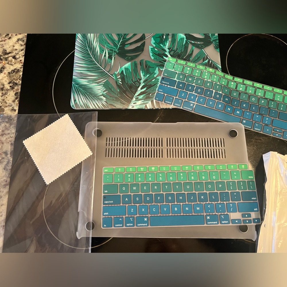Brand new Mac book 13 in case